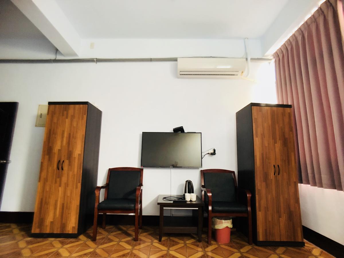 Zhongxing Hotel Tongluo Kültér fotó